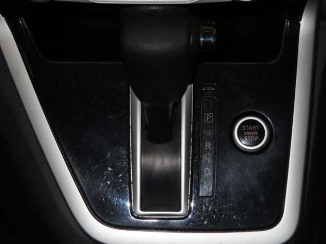 セレナ2.0 ハイウェイスター Vセレクション 4WD　防錆塗装4WDTVナビBカメ後席モニタETCエンスタ積込タイヤ 2000