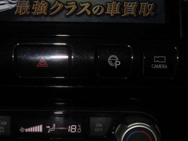 セレナ2.0 ハイウェイスター Vセレクション 4WD　防錆塗装4WDTVナビBカメ後席モニタETCエンスタ積込タイヤ 2000
