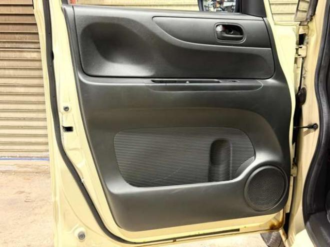 N-BOXG SSパッケージ 4WD　防錆塗装4WDスマキーCD 660