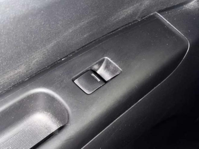 N-BOXG SSパッケージ 4WD　防錆塗装4WDスマキーCD 660