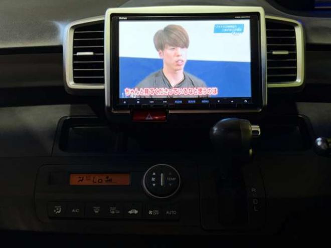 フリードスパイクハイブリッド1.5 ジャストセレクション　防錆塗装TVナビBカメETC 2WD 1500