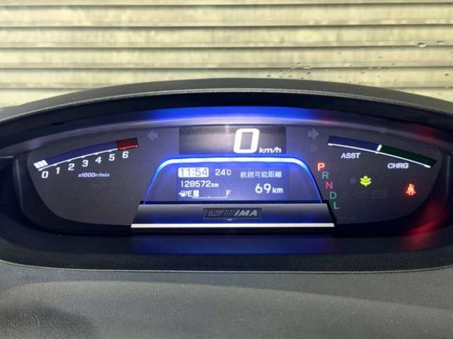 フリードスパイクハイブリッド1.5 ジャストセレクション　防錆塗装TVナビBカメETC 2WD 1500