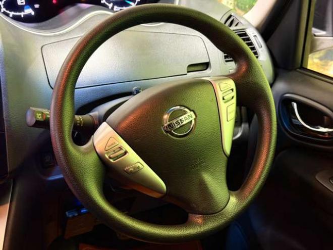 セレナ2.0 20X Vセレクション+Safety 4WD　防錆塗装4WDTVナビETCドラレコ積込タイヤ 2000