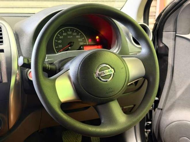 マーチ1.2 X FOUR Vセレクション 4WD　防錆塗装4WDTVナビエンスタ 1200