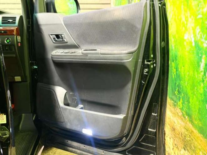 ヴェルファイア2.4 Z プラチナセレクション 4WD　4WDTVナビBカメ後席モニタETC 2400