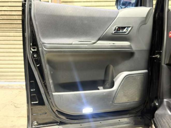 ヴェルファイア2.4 Z プラチナセレクション 4WD　4WDTVナビBカメ後席モニタETC 2400