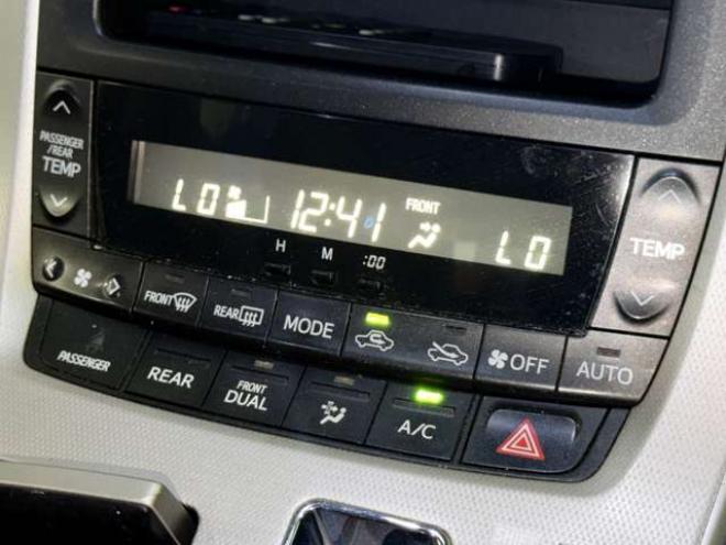 ヴェルファイア2.4 Z プラチナセレクション 4WD　4WDTVナビBカメ後席モニタETC 2400