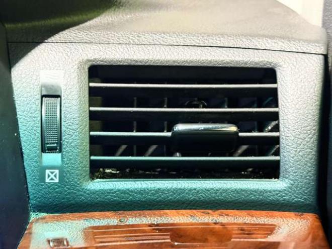 ヴェルファイア2.4 Z プラチナセレクション 4WD　4WDTVナビBカメ後席モニタETC 2400
