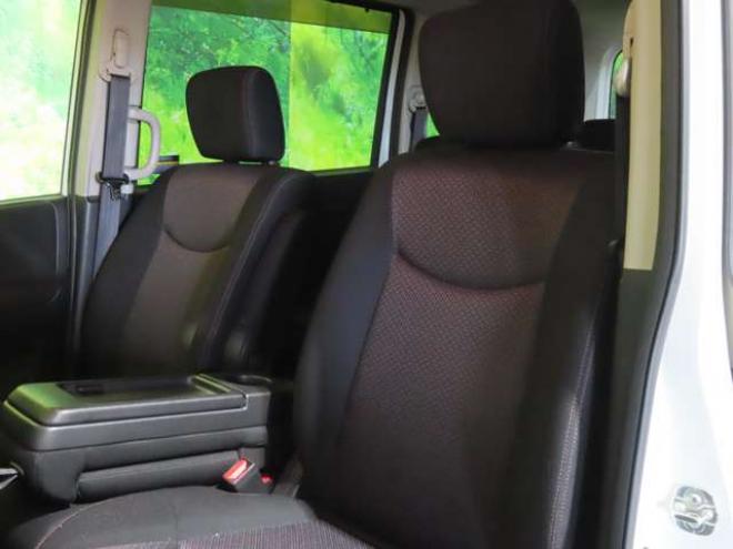 セレナ2.0 ハイウェイスター 4WD　防錆塗装4WDTVナビBカメETC後席モニタエンスタ 2000