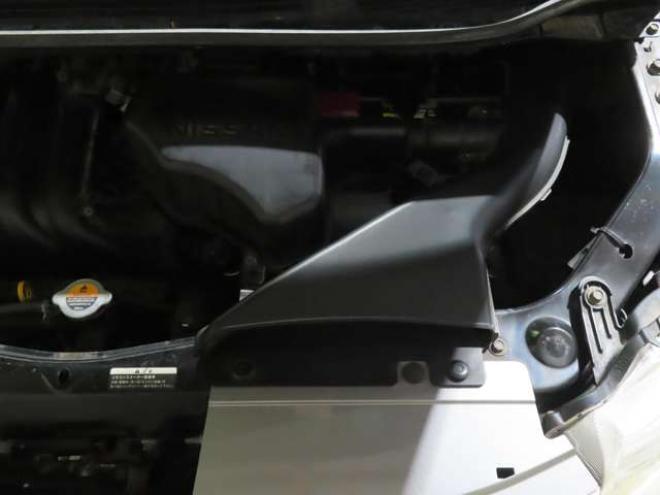 セレナ2.0 20X 4WD　防錆塗装4WDTVナビBカメ後席モニタエンスタETCドラレコ積込タイヤ 2000