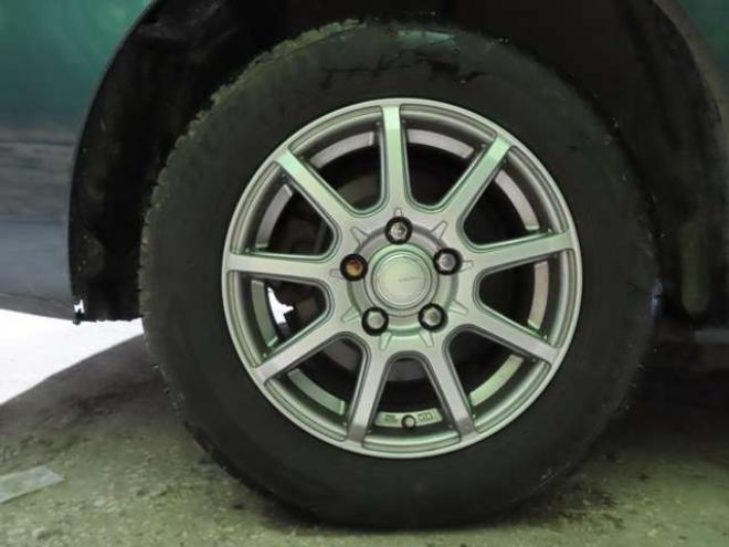 セレナ2.0 20X 4WD　防錆塗装4WDTVナビBカメ後席モニタエンスタETCドラレコ積込タイヤ 2000