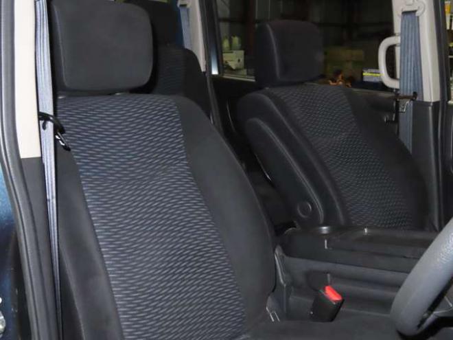 セレナ2.0 20X 4WD　防錆塗装4WDTVナビBカメ後席モニタエンスタETCドラレコ積込タイヤ 2000