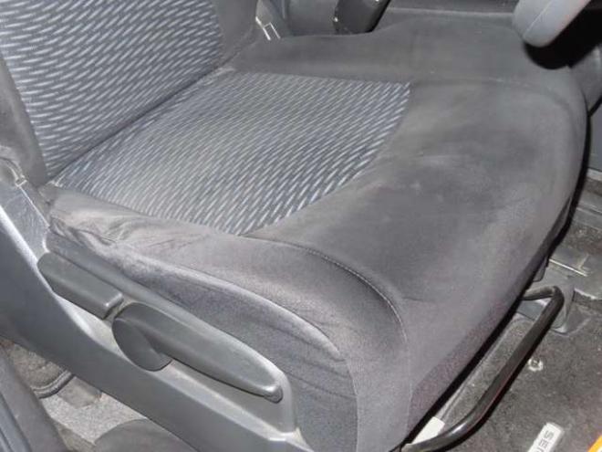 セレナ2.0 20X 4WD　防錆塗装4WDTVナビBカメ後席モニタエンスタETCドラレコ積込タイヤ 2000