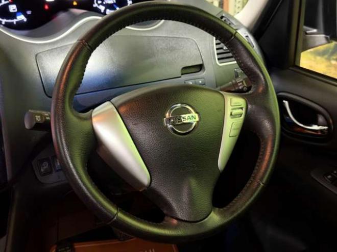 セレナ2.0 ハイウェイスター アドバンストセーフティ パッケージ 4WD　防錆塗装4WDTVナビBカメ後席モニタ 2000