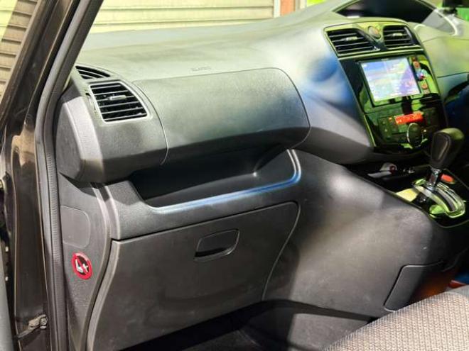 セレナ2.0 ハイウェイスター アドバンストセーフティ パッケージ 4WD　4WDTVナビBカメドラレコエンスタ積込タイヤ 2000