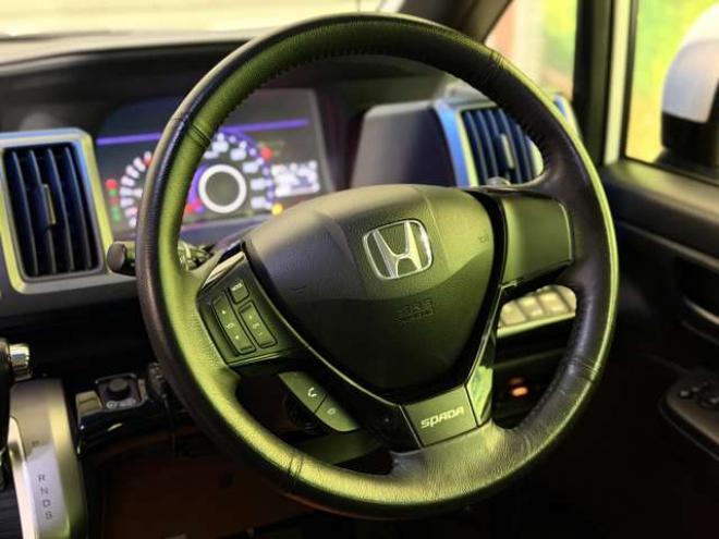 ステップワゴン2.0 スパーダ Z 4WD　防錆塗装4WDTVナビBカメETC 2000