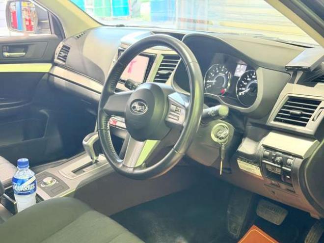 レガシィワゴン2.5 i Sスタイル 4WD　防錆塗装4WDTVナビBカメETC 2500
