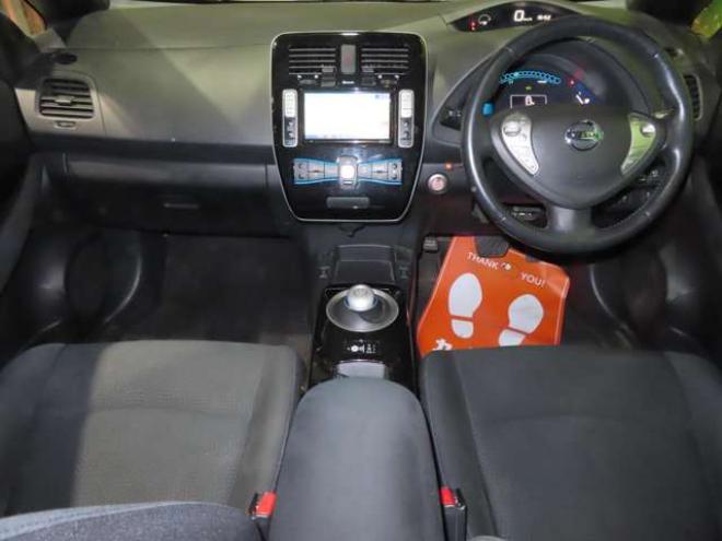 リーフG　TVナビBカメETC 2WD 不明