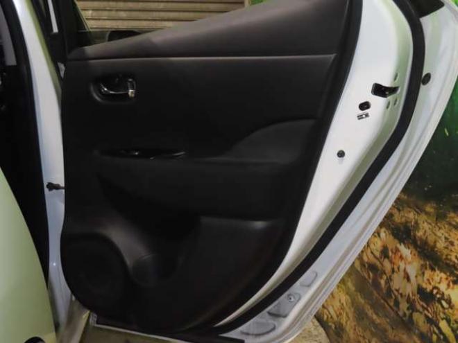 リーフG　TVナビBカメETC 2WD 不明