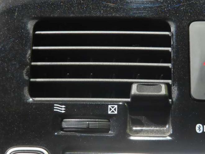 リーフG　TVナビBカメETC 2WD 不明