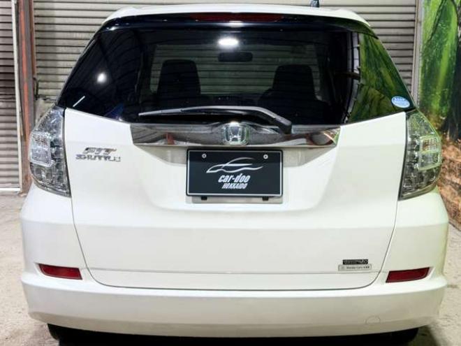 フィットシャトル1.5 15X 4WD　防錆塗装4WDキーレスTVナビETC 1500