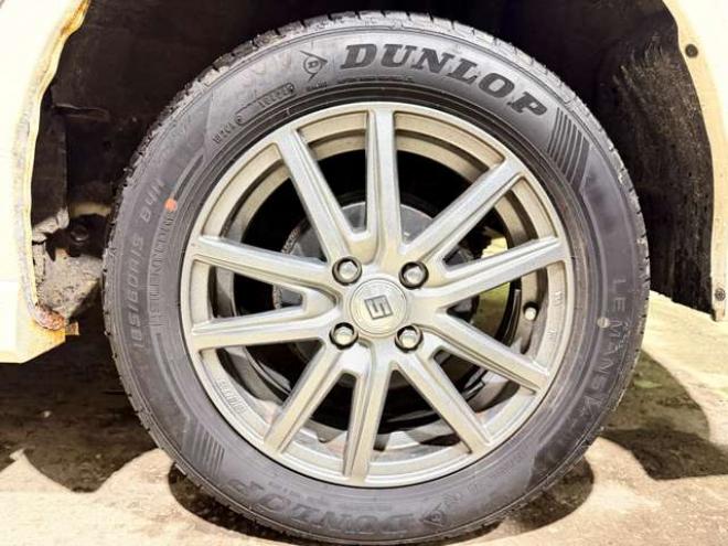 フィットシャトル1.5 15X 4WD　防錆塗装4WDキーレスTVナビETC 1500