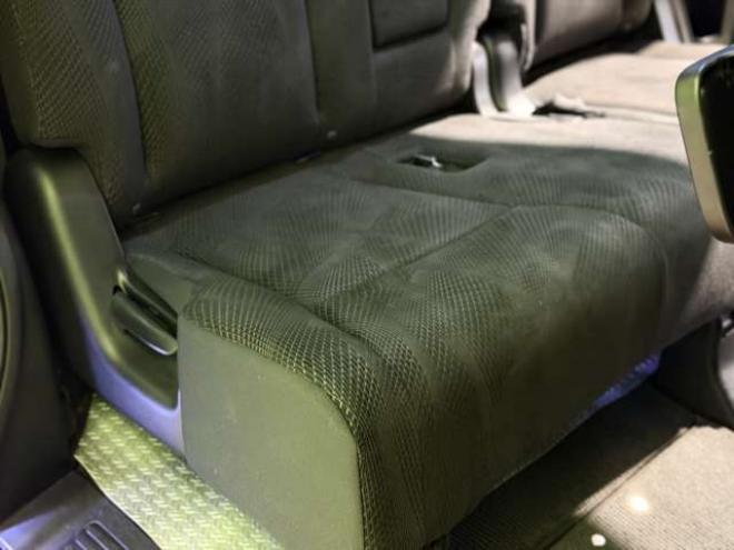 ステップワゴン2.0 スパーダ Z HDDナビ エディション 4WD　防錆塗装4WDTVナビBカメエンスタETC後席モニタ 2000