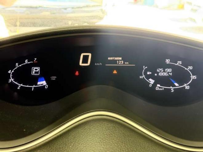 セレナ2.0 20X アドバンストセーフティ パッケージ 4WD　防錆塗装4WDTVナビBカメ 2000