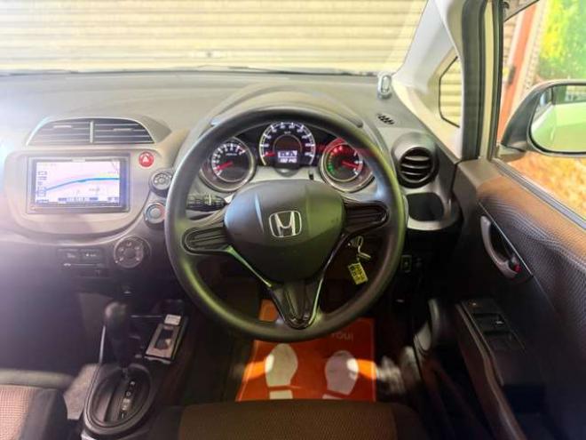 フィットシャトル1.5 15C 4WD　防錆塗装4WDTVナビBカメエンスタETC 1500