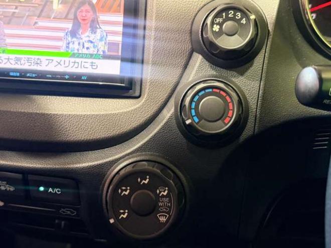 フィットシャトル1.5 15C 4WD　防錆塗装4WDTVナビBカメエンスタETC 1500