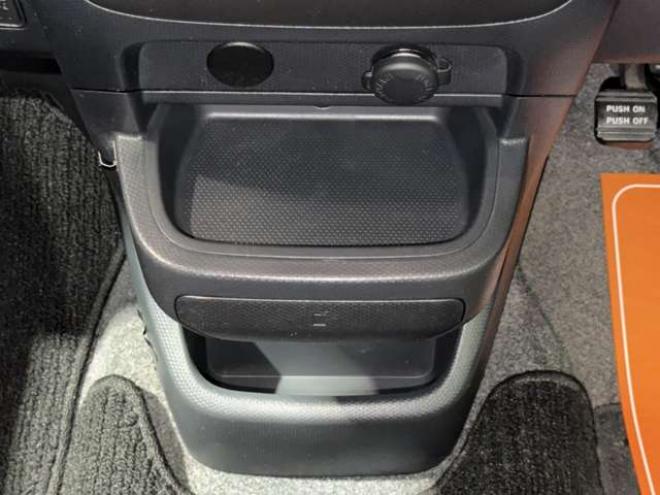 デリカD:2 1.2 X 4WD　防錆塗装4WDユーザー買取車TVナビBカメエンスタETC 1200