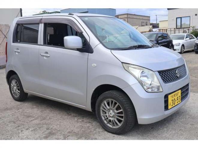 ワゴンRFX 4WD　5速マニュアル・4WD・R9/3月・キーレス・Tチェーン式・6.9万キロ 660