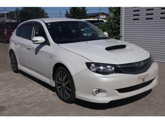 インプレッサハッチバック 2.0 S-GT 4WD　ナビ・TV・スマートキー・ターボ・タイミングベルト交換済み 2000
