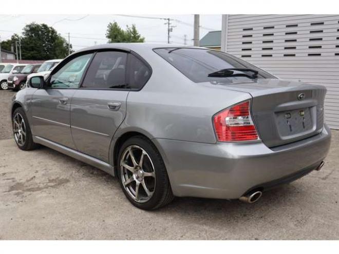 レガシィB4 2.0 GT 4WD　ターボ・ナビ・TV・キーレス 2000