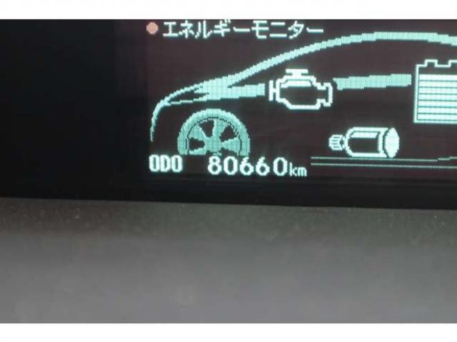 プリウス1.8 S　ナビ・TV・車検R9/6月・スマートキー 2WD 1800