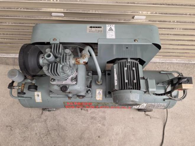 コンプレッサー日立ベビコン　2馬力　1.5kw 200v