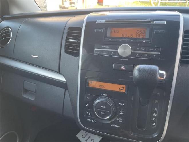ワゴンRスティングレー Ｔ ４ＷＤ ＨＩＤ スマートキー シートヒーター ＣＶＴ 盗難防止システム ＡＢＳ ＣＤ アルミホイール パドルシフト（北海道） 2WD 660 5Dr