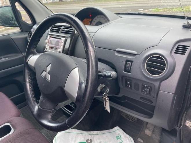 トッポローデストＧ ４ＷＤＨＩＤ キーレスエントリー 電動格納ミラー シートヒーター ベンチシート ＡＴ 盗難防止システム ＡＢＳ ＣＤ ＭＤ ミュージックプレイヤー接続可 衝突安全ボディ エアコン パワーステアリング（北海道） 4WD 660 5Dr