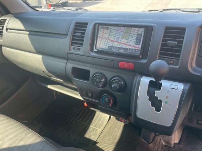 ハイエースバン2.8 DX ロング ディーゼルターボ 4WD　4WD　寒冷地仕様　社外ナビ　バックカメラ 2800