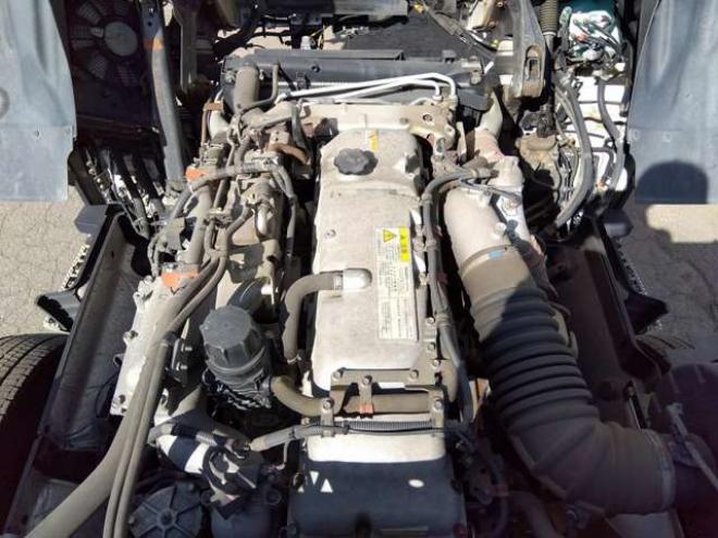 ギガキャブ付シャーシ　2PG-CYY77C　 2WD 9830