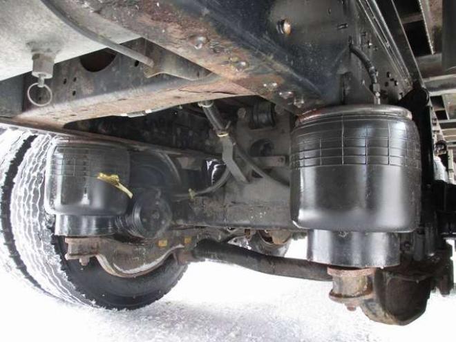 クオンチップ運搬車　ADG-CD4ZA　クオン　 2WD 13070