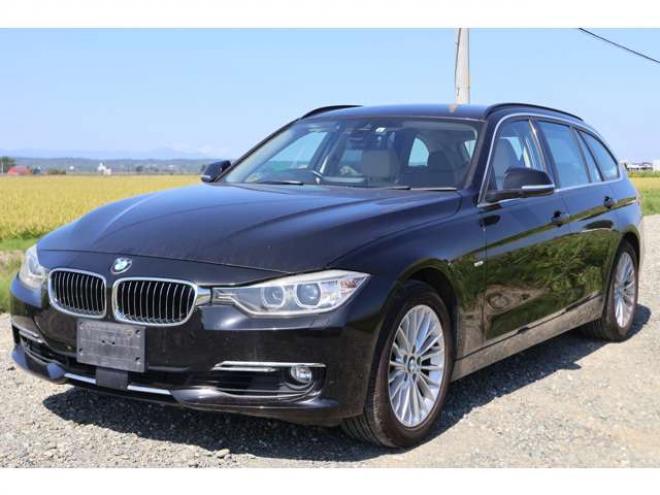 BMW3シリーズツーリング 320i xドライブ ラグジュアリー 4WD　検二年　シートヒーター　バックカメラ　クルコン　ETC　レザーシート 正規輸入車 2000