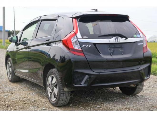 フィット1.5 ハイブリッド Fパッケージ 4WD　検二年　エンスタ　自社　ローンカノウ 1500