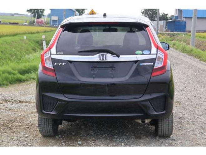 フィット1.5 ハイブリッド Fパッケージ 4WD　検二年　エンスタ　自社　ローンカノウ 1500