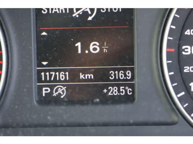 アウディQ3 2.0 TFSI クワトロ 211PS Sラインパッケージ 4WD　検R9/10　TV　バックモニター 正規輸入車 2000
