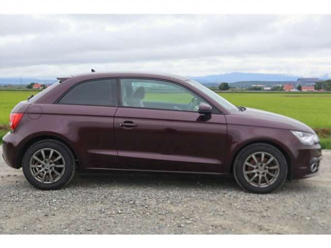 アウディA1 1.4 TFSI　検二年　シートヒーター　Bluetooth　自社　ローンカノウ 正規輸入車 2WD 1400