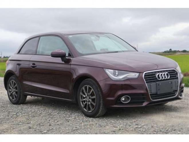 アウディA1 1.4 TFSI　検二年　シートヒーター　Bluetooth　自社　ローンカノウ 正規輸入車 2WD 1400