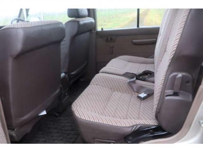 ランドクルーザープラド 2.4 LX ディーゼルターボ 4WD　検二年　ディーゼルターボ　MT 2400