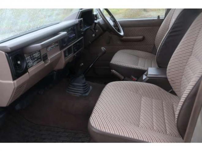 ランドクルーザープラド 2.4 LX ディーゼルターボ 4WD　検二年　ディーゼルターボ　MT 2400