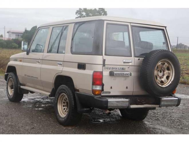 ランドクルーザープラド 2.4 LX ディーゼルターボ 4WD　検二年　ディーゼルターボ　MT 2400